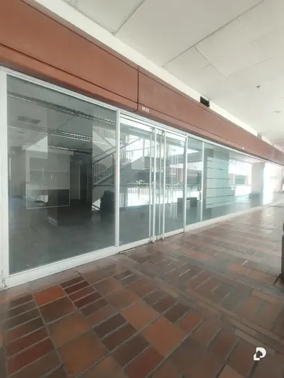 Local comercial en Prados del Este, Caracas – 4