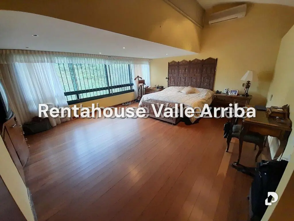 Apartamento en Lomas de La Lagunita, Caracas – 26
