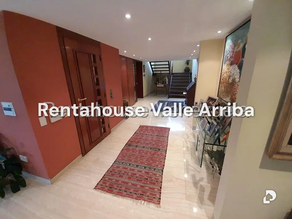 Apartamento en Lomas de La Lagunita, Caracas – 2