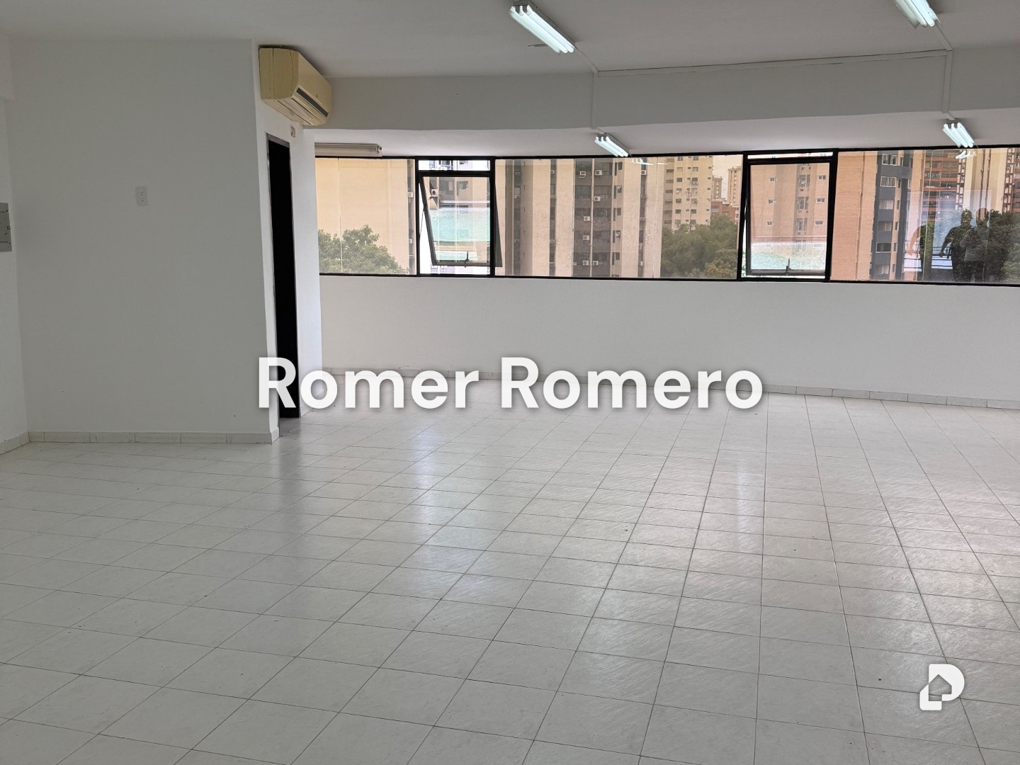 Oficina en Parroquia Urbana San José, Valencia – 9
