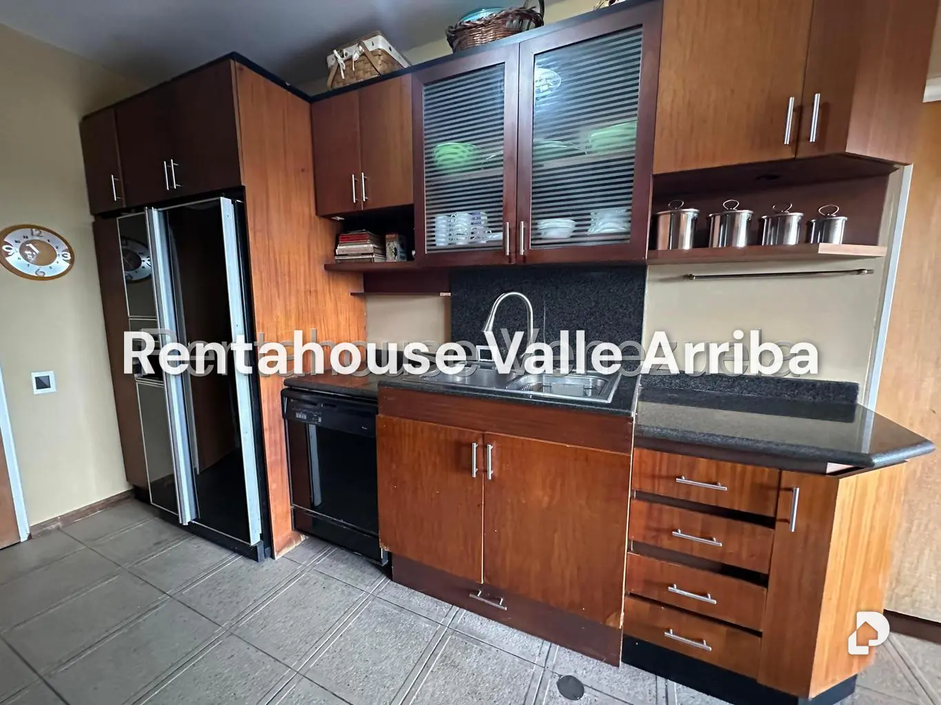 Apartamento en Lomas de La Lagunita, Caracas – 25