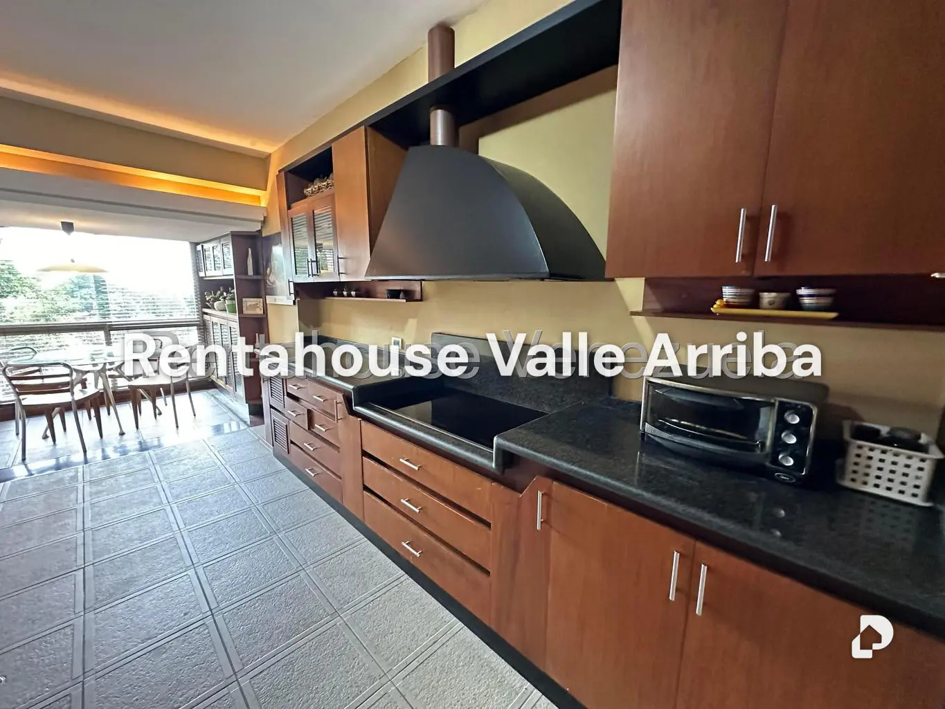 Apartamento en Lomas de La Lagunita, Caracas – 22
