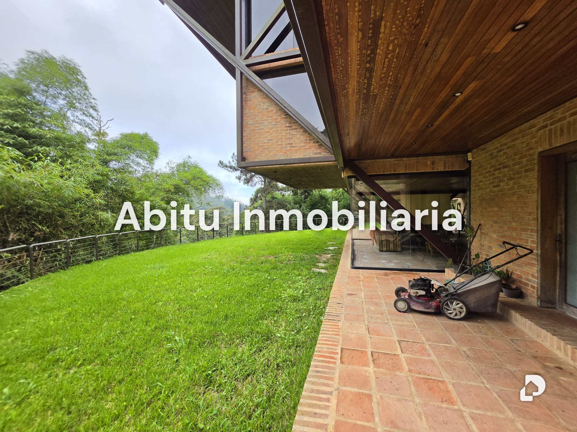 Casa en Oripoto, Caracas – 18