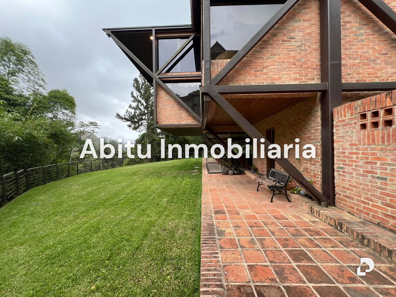 Casa en Oripoto, Caracas – 20