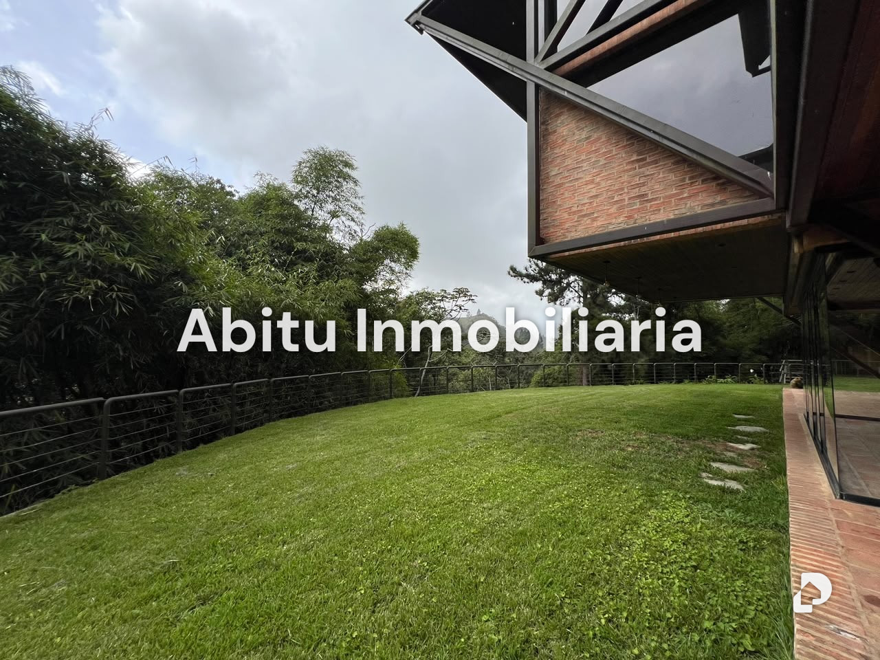 Casa en Oripoto, Caracas – 48