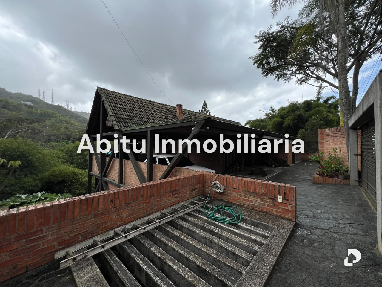 Casa en Oripoto, Caracas – 21