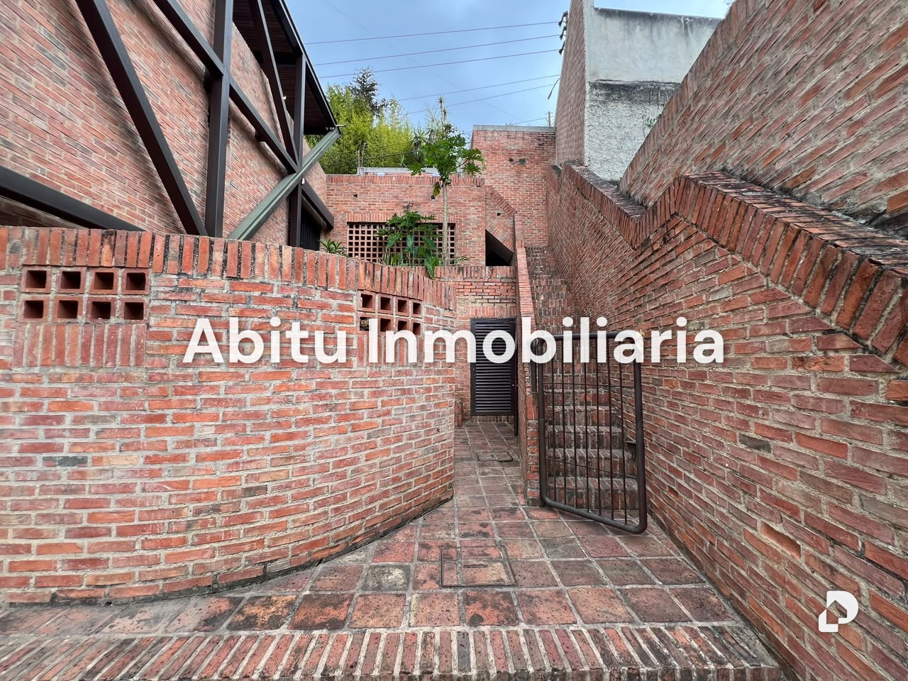Casa en Oripoto, Caracas – 45
