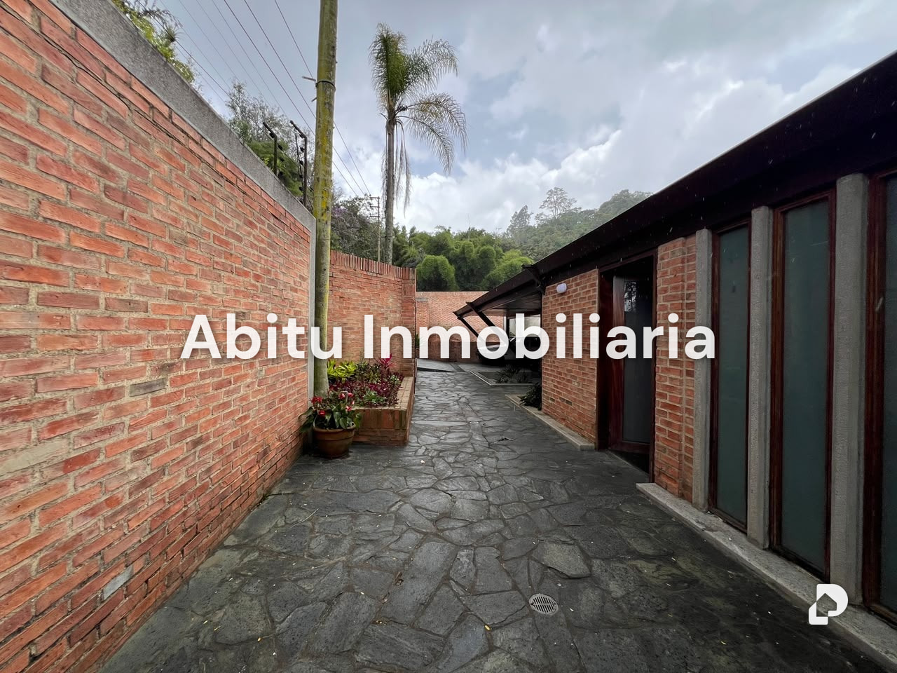 Casa en Oripoto, Caracas – 39