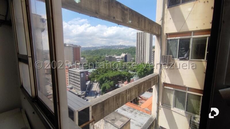Oficina en Parroquia La Candelaria, Caracas – 9