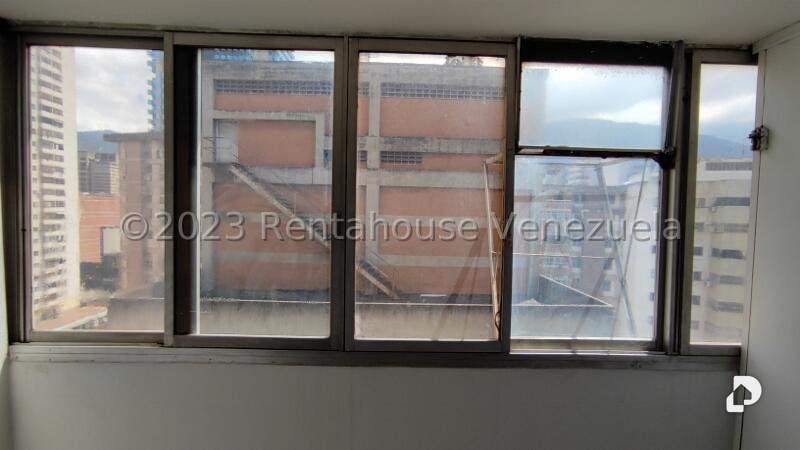 Oficina en Parroquia La Candelaria, Caracas – 14