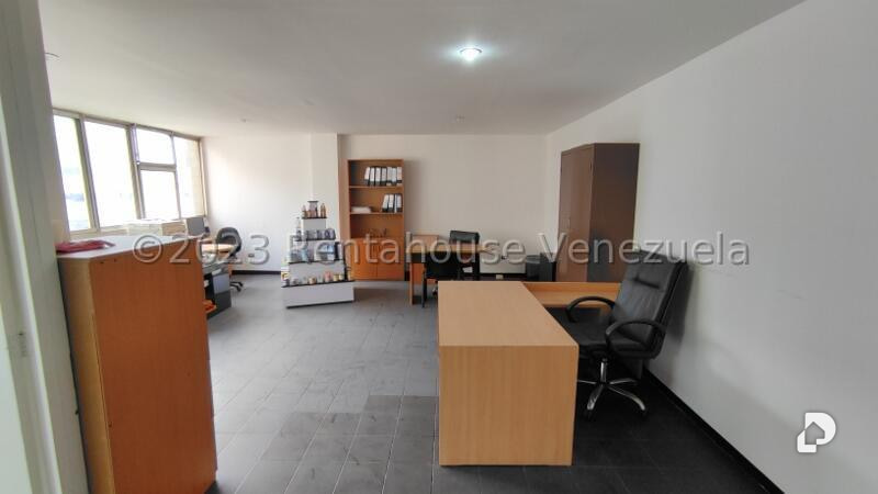 Oficina en Parroquia La Candelaria, Caracas – 16
