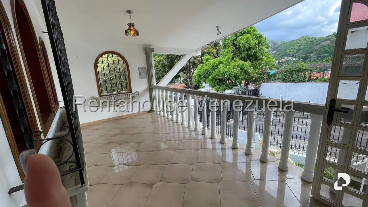 House in Prados del Este, Caracas – 29