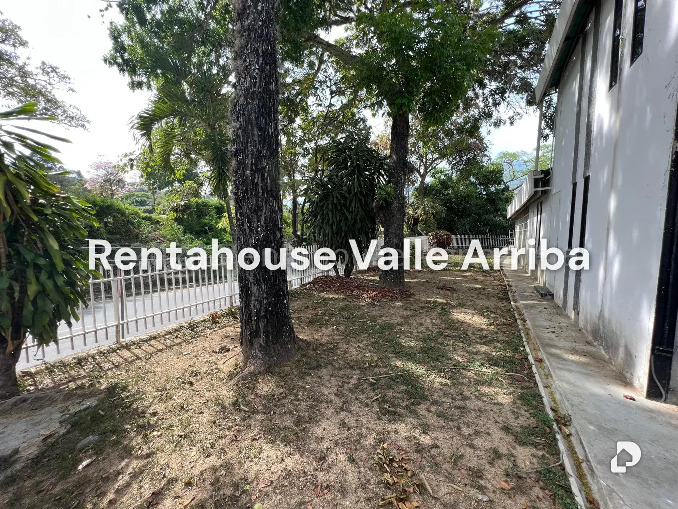 Terreno en Las Mercedes, Caracas – 6