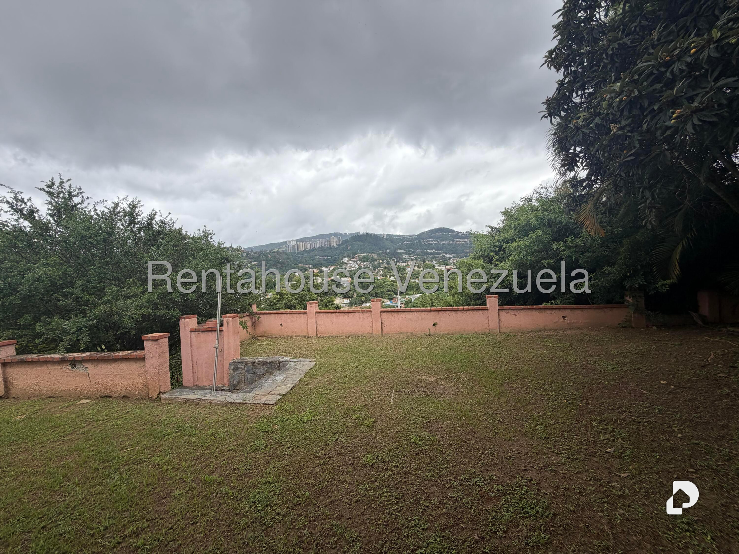 Casa en Prados del Este, Caracas – 13