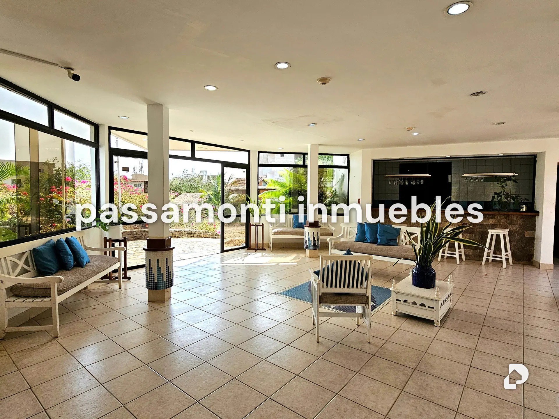 Commercial space in El Yaque – 4