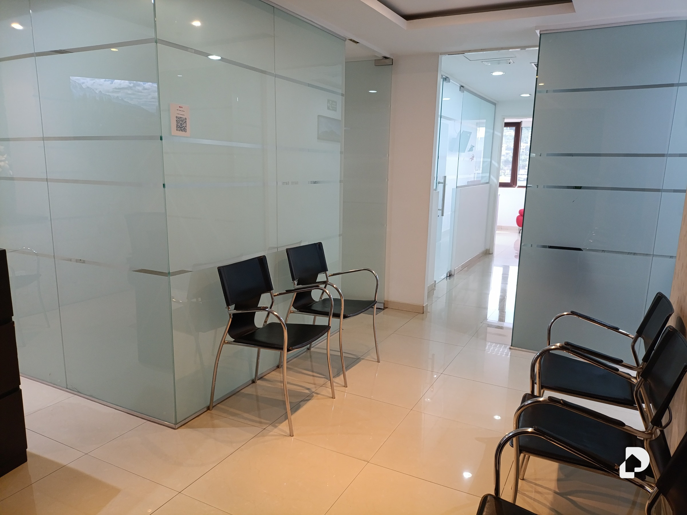 Oficina en CCCT, Chuao, Caracas – 1