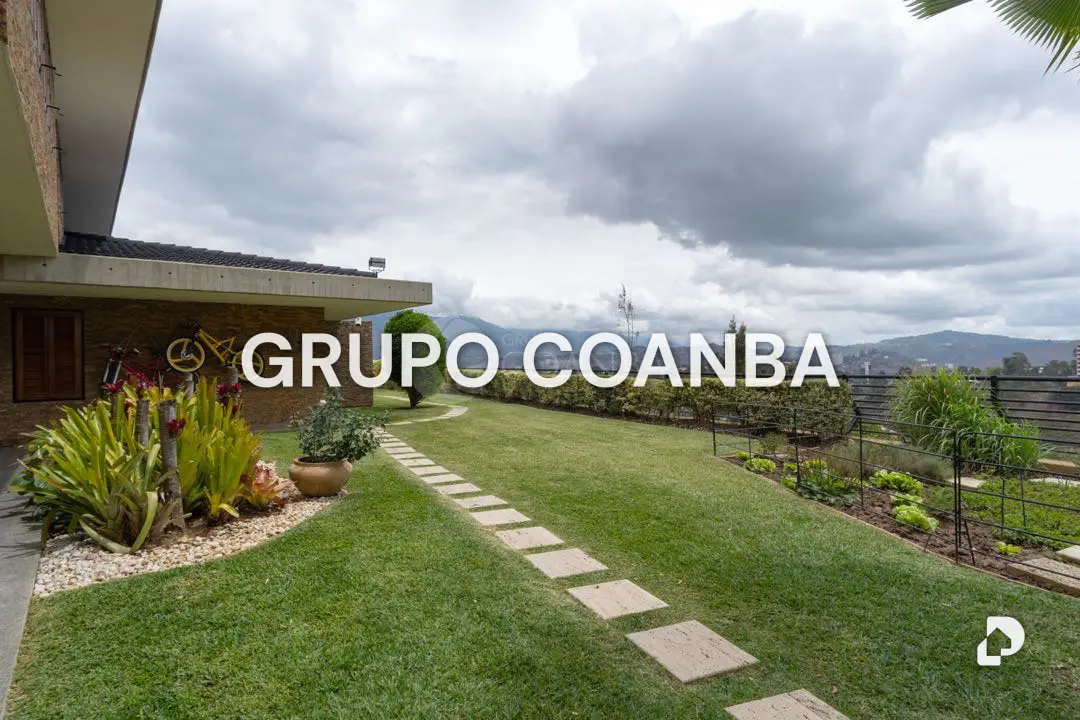 Casa en Cerro Verde, Caracas – 17