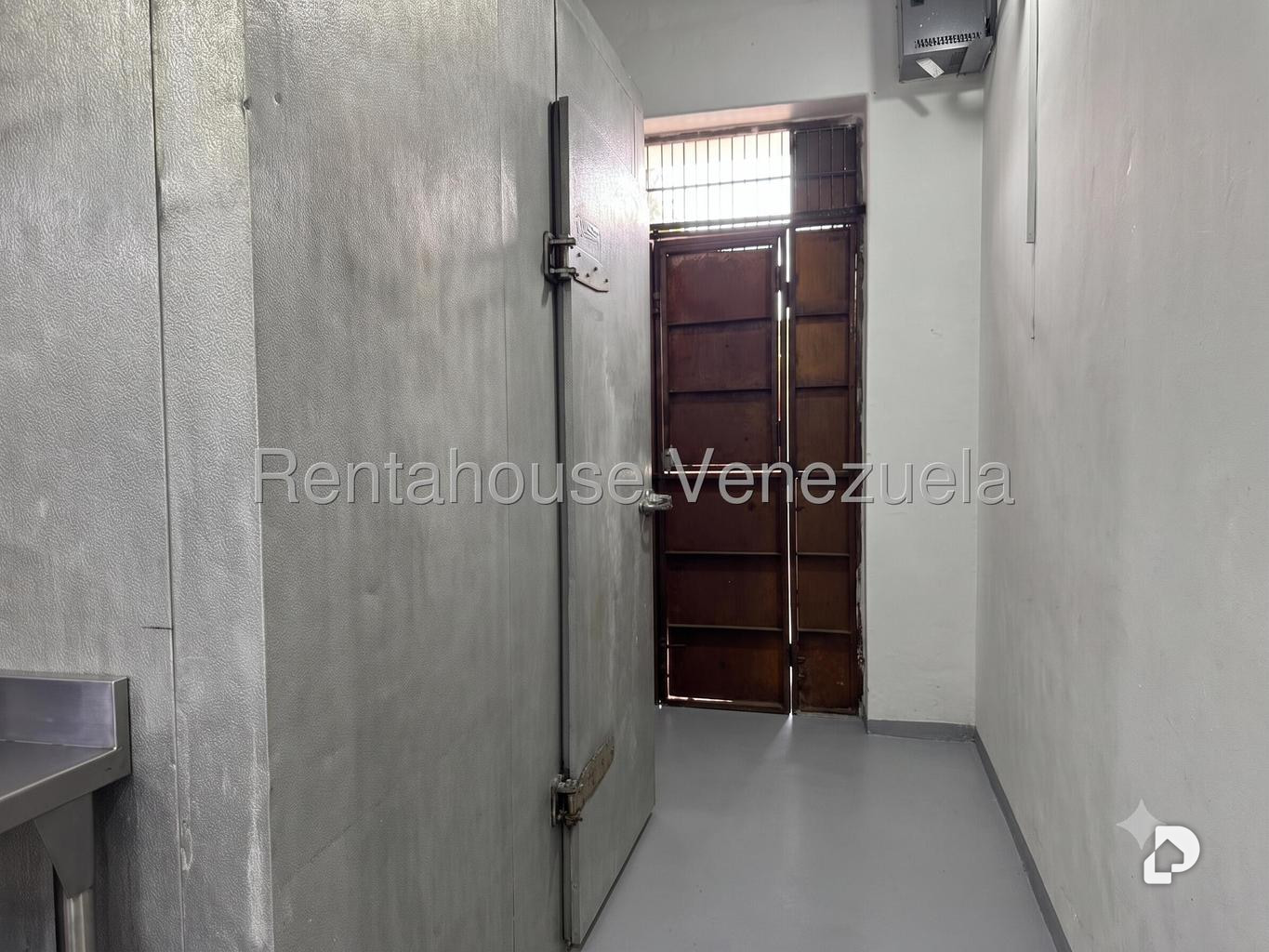 Casa en Alta Florida, Caracas – 20