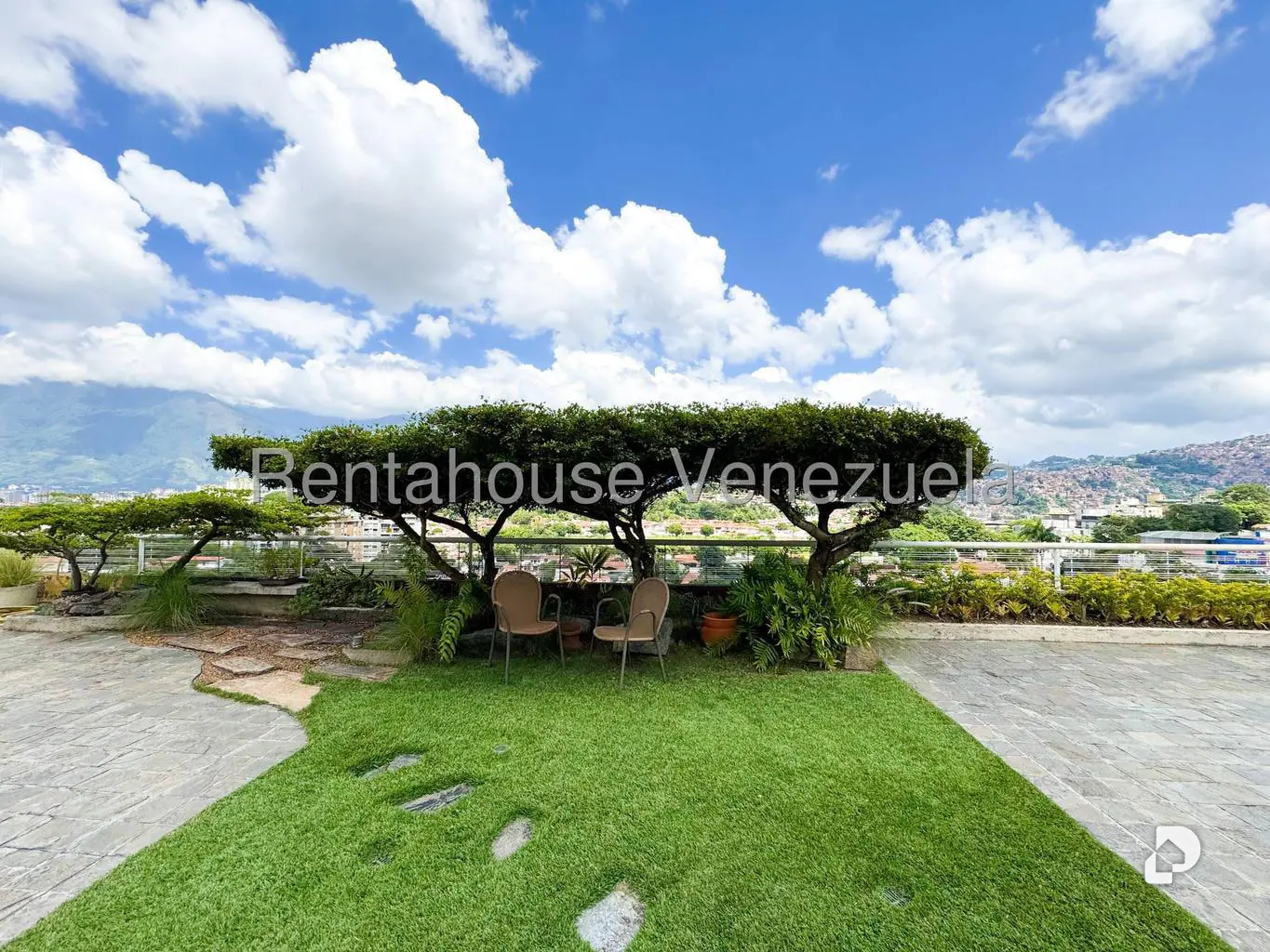 Casa en Macaracuay, Caracas – 28