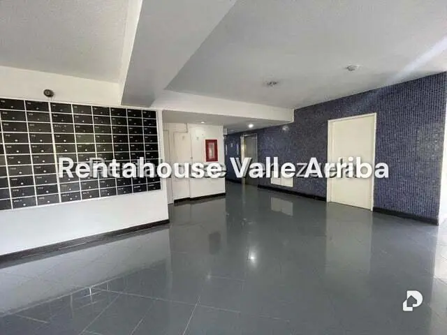 Apartamento en La Boyera, Caracas – 2