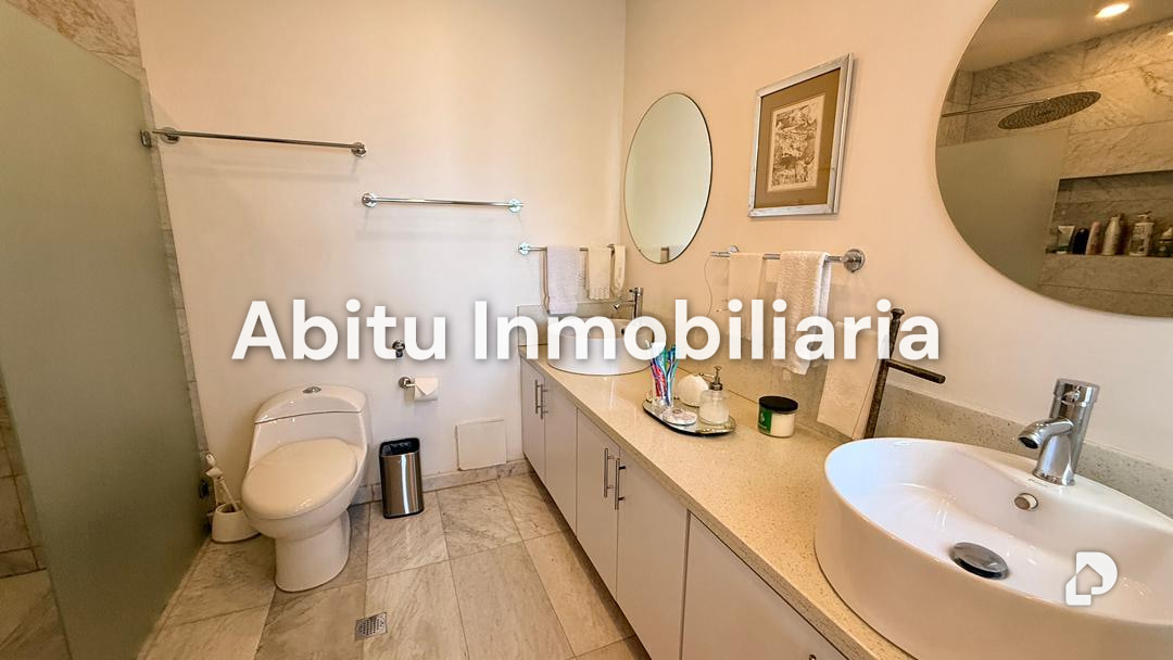 Apartamento en Lomas de Las Mercedes, Caracas – 18