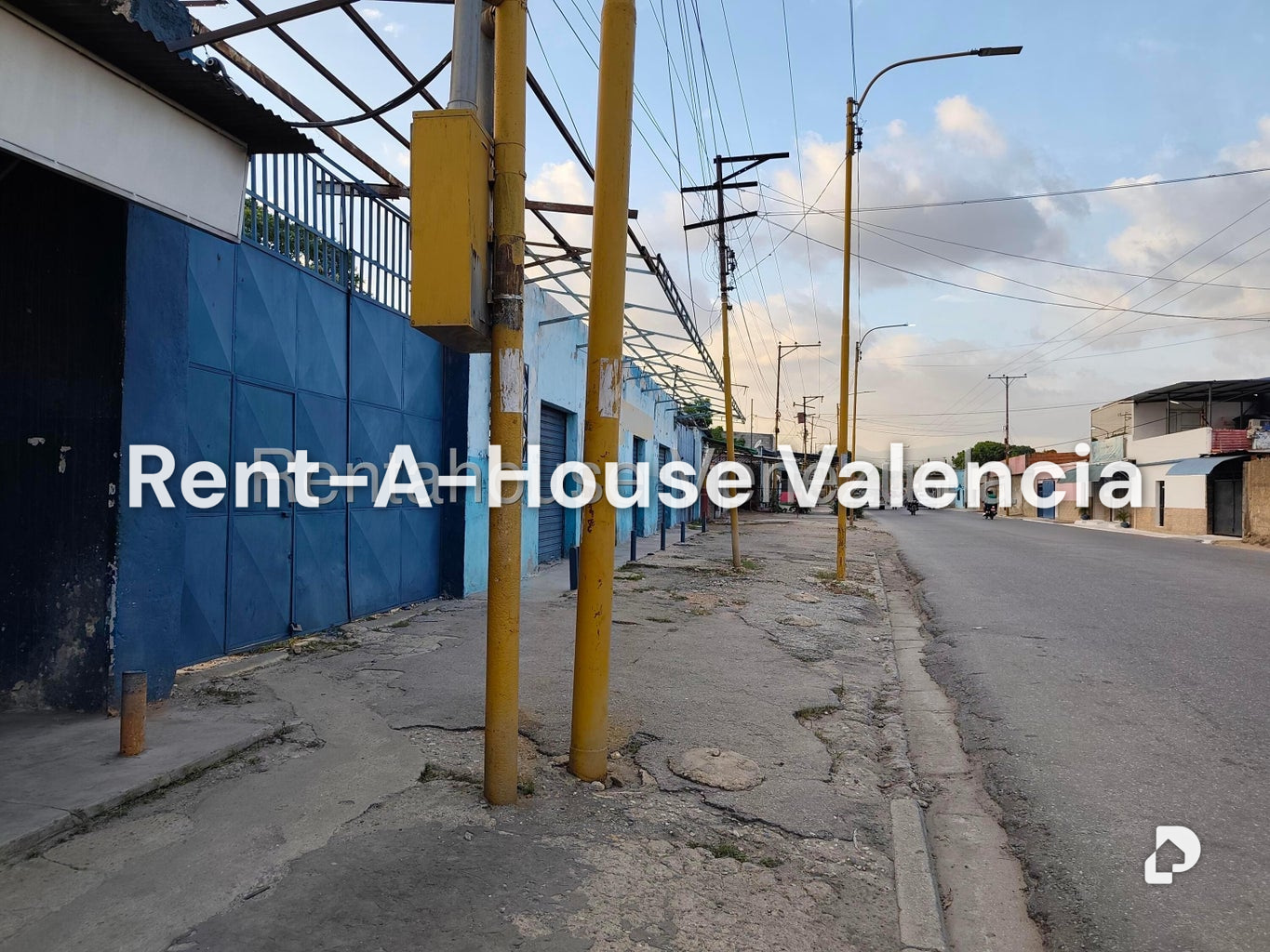 Terreno en Lizandro Alvarado, Valencia – 18