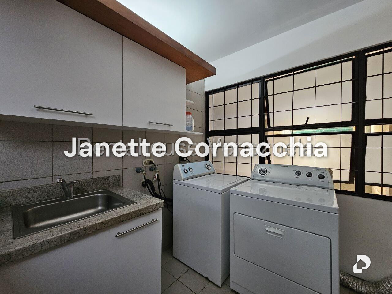 Apartamento en Alto Hatillo, Caracas – 30
