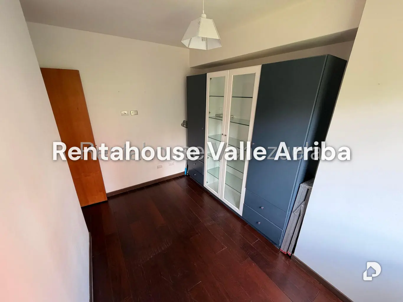 Apartamento en El Rosal, Caracas – 13