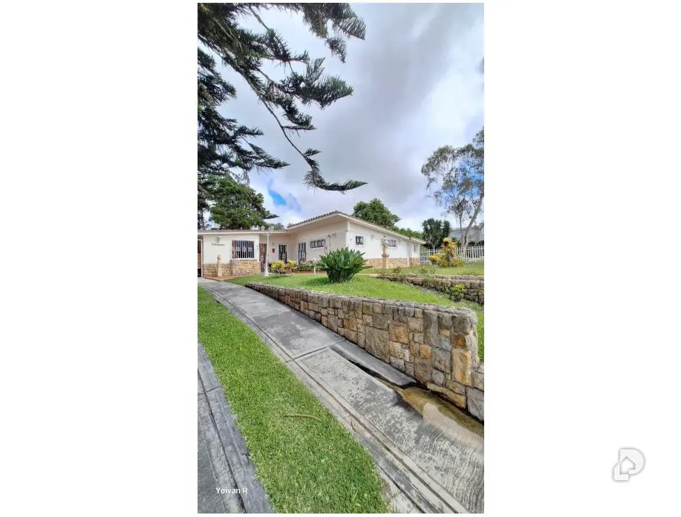 Casa en Club de Campo, Altos Mirandinos – 1