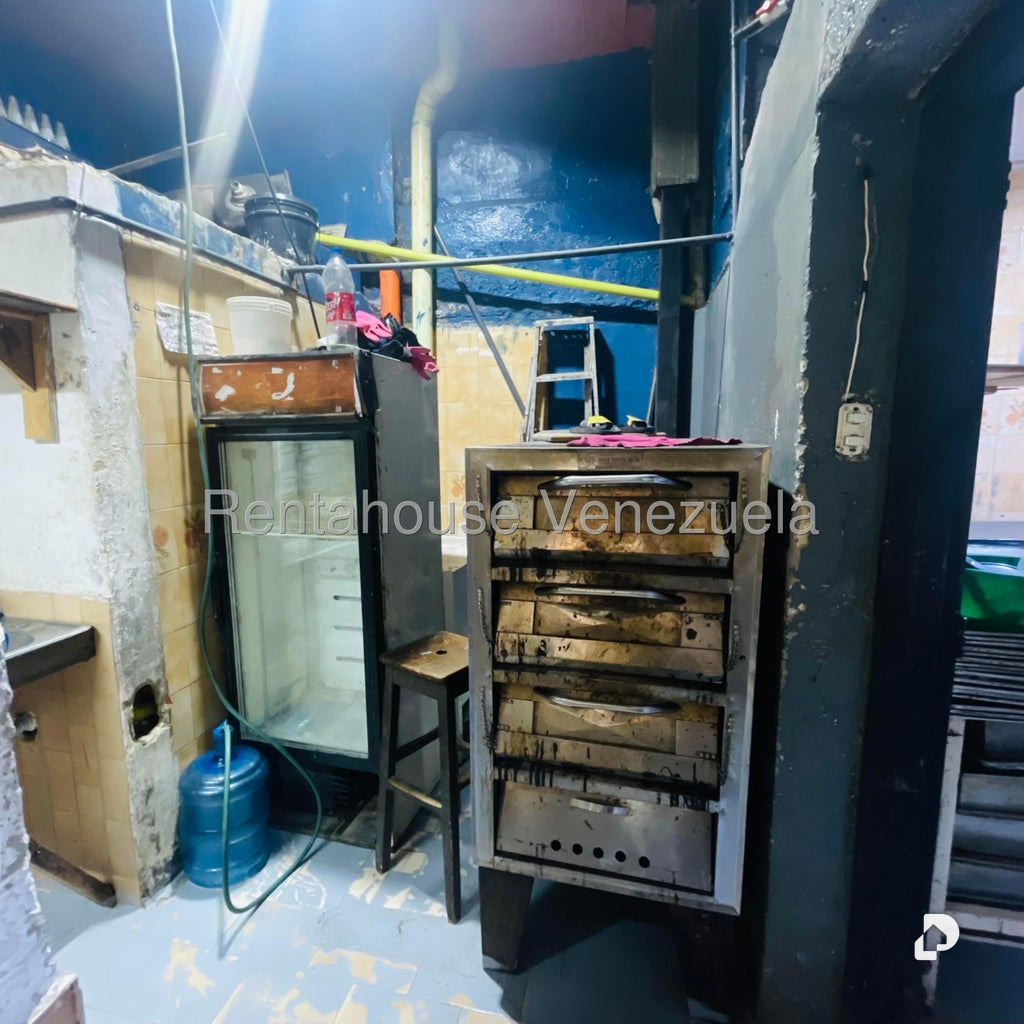 Commercial space in Sabana Grande, Caracas – 10