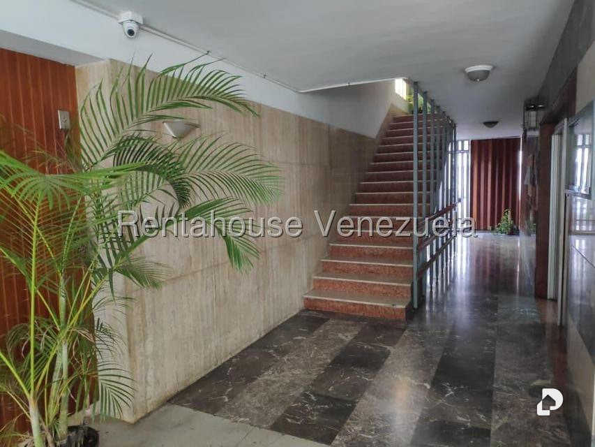 Apartamento en Los Palos Grandes, Caracas – 7