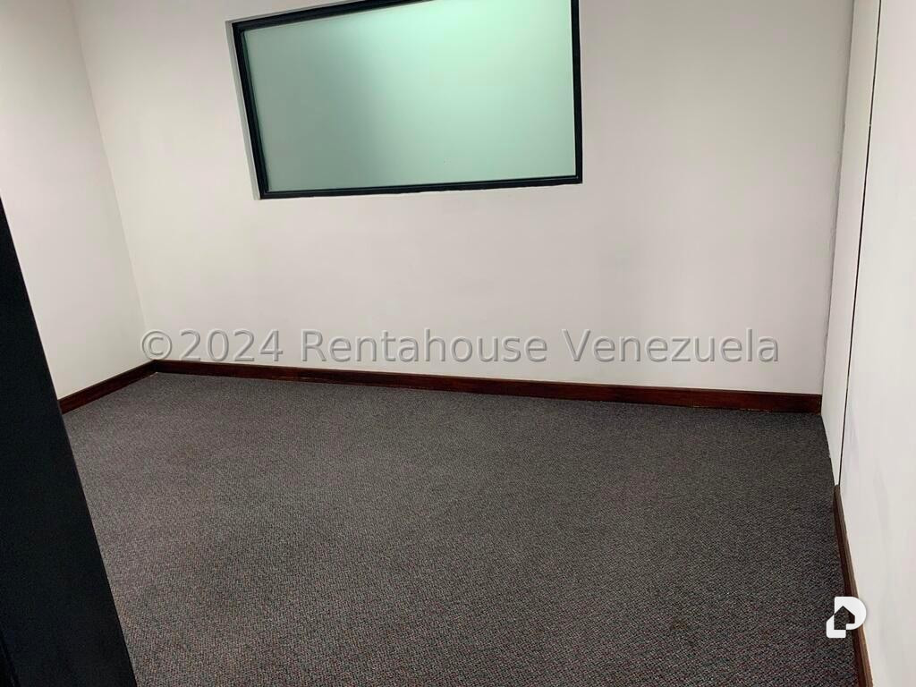 Oficina en Las Mercedes, Caracas – 20