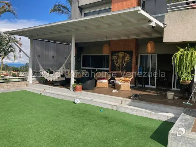 Apartamento en Lomas de La Lagunita, Caracas – 24
