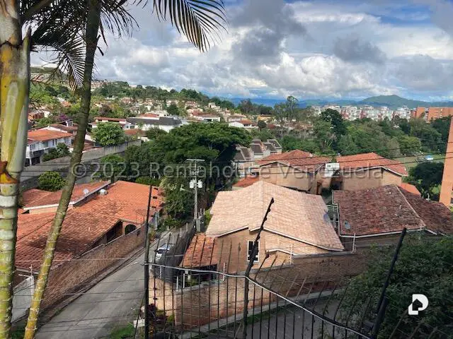 Apartamento en Lomas de La Lagunita, Caracas – 29
