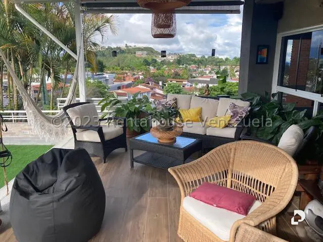 Apartamento en Lomas de La Lagunita, Caracas – 30