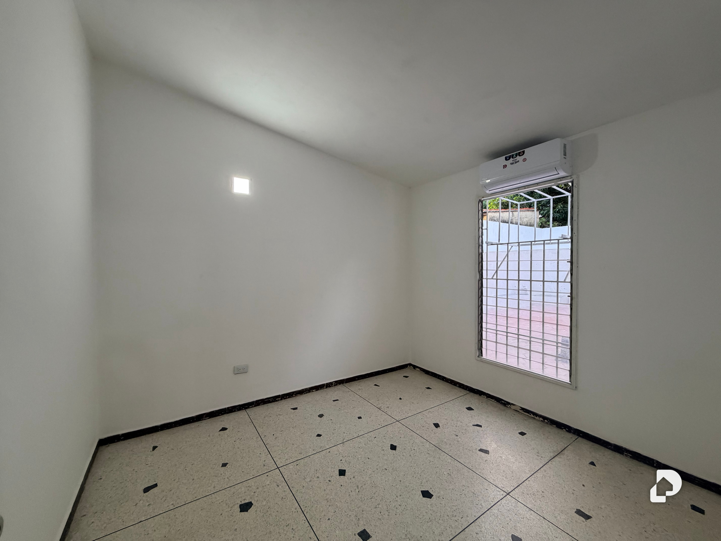 Casa en Urbanización "Las Mercedes", Cabudare – 13