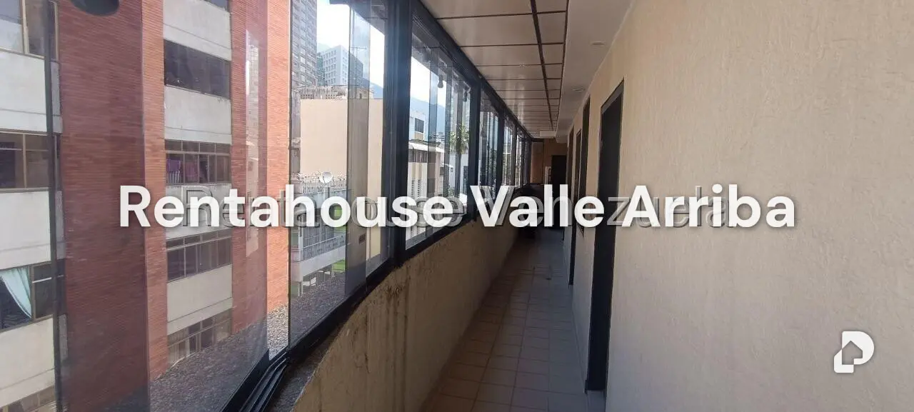 Edificio en Chacao, Caracas – 24