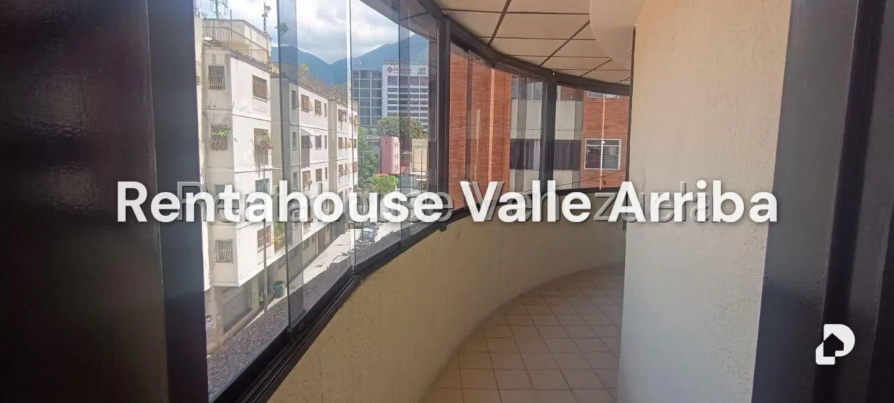 Edificio en Chacao, Caracas – 15