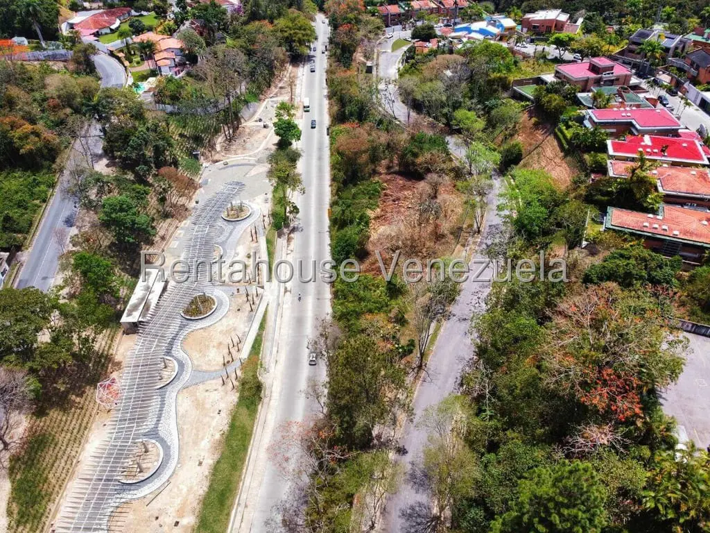 Land in La Lagunita Country Club, Caracas - 1