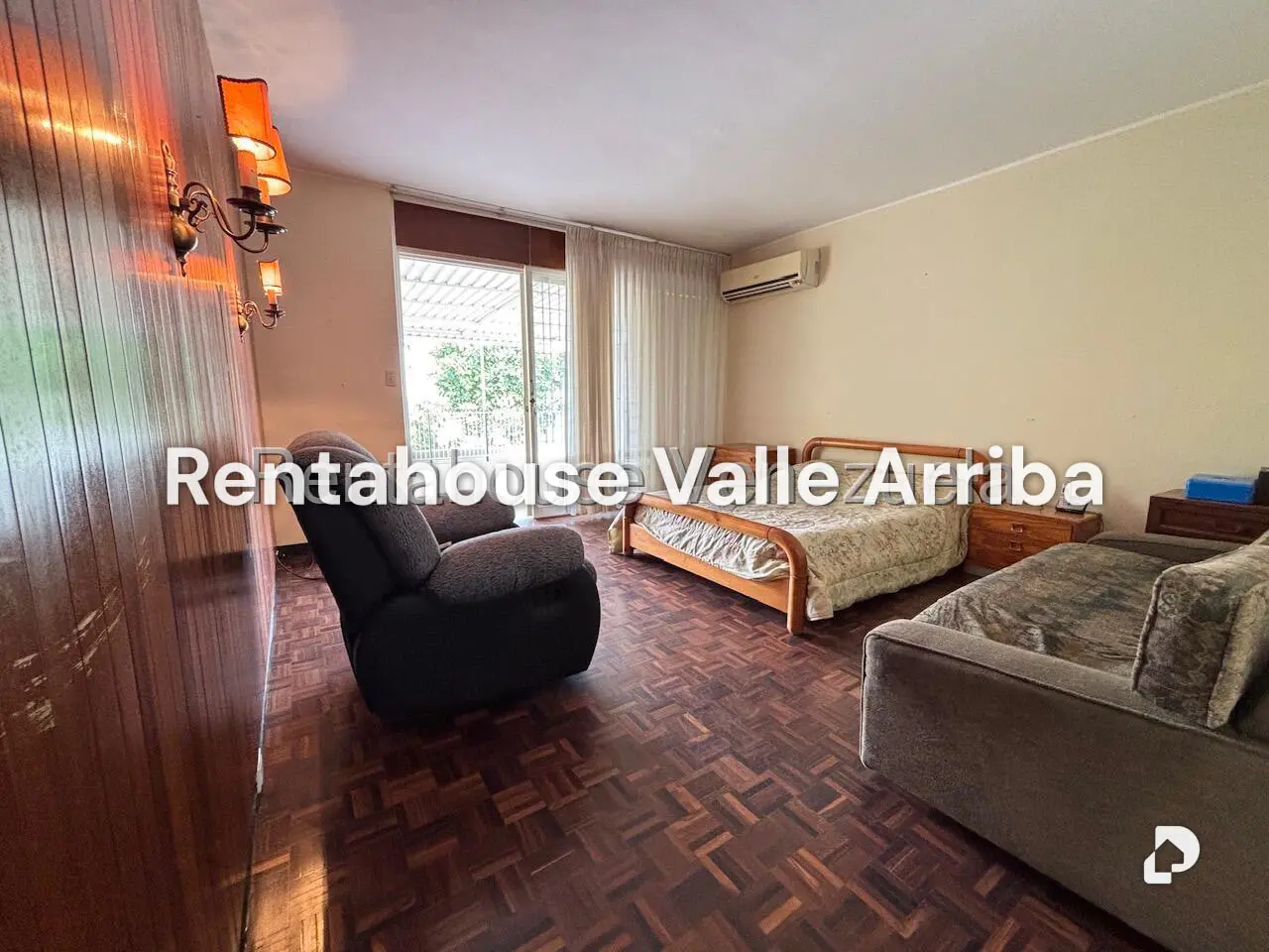 Casa en Loira, Caracas – 17