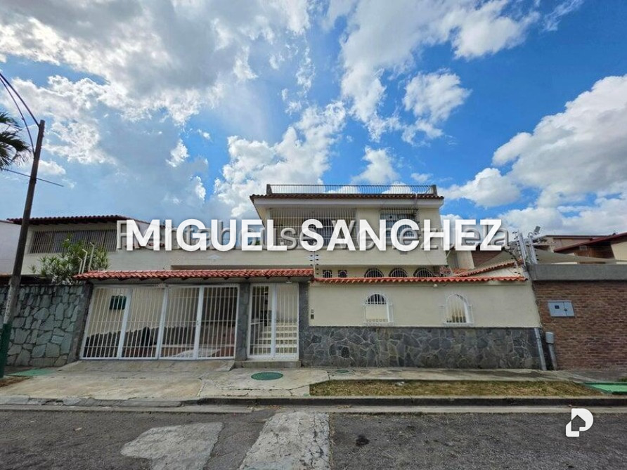 Casa en Macaracuay, Caracas – 1