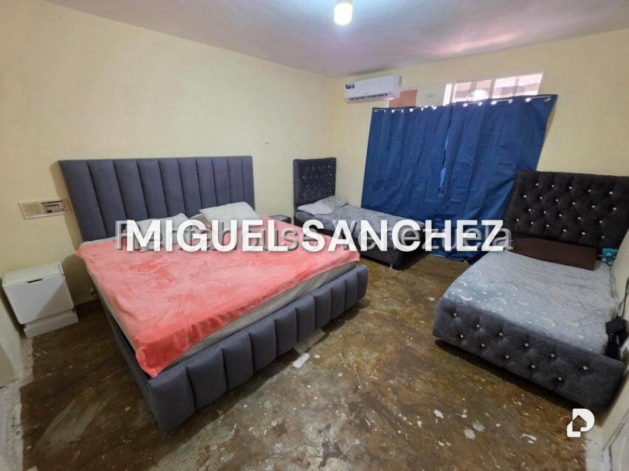 Casa en Macaracuay, Caracas – 13