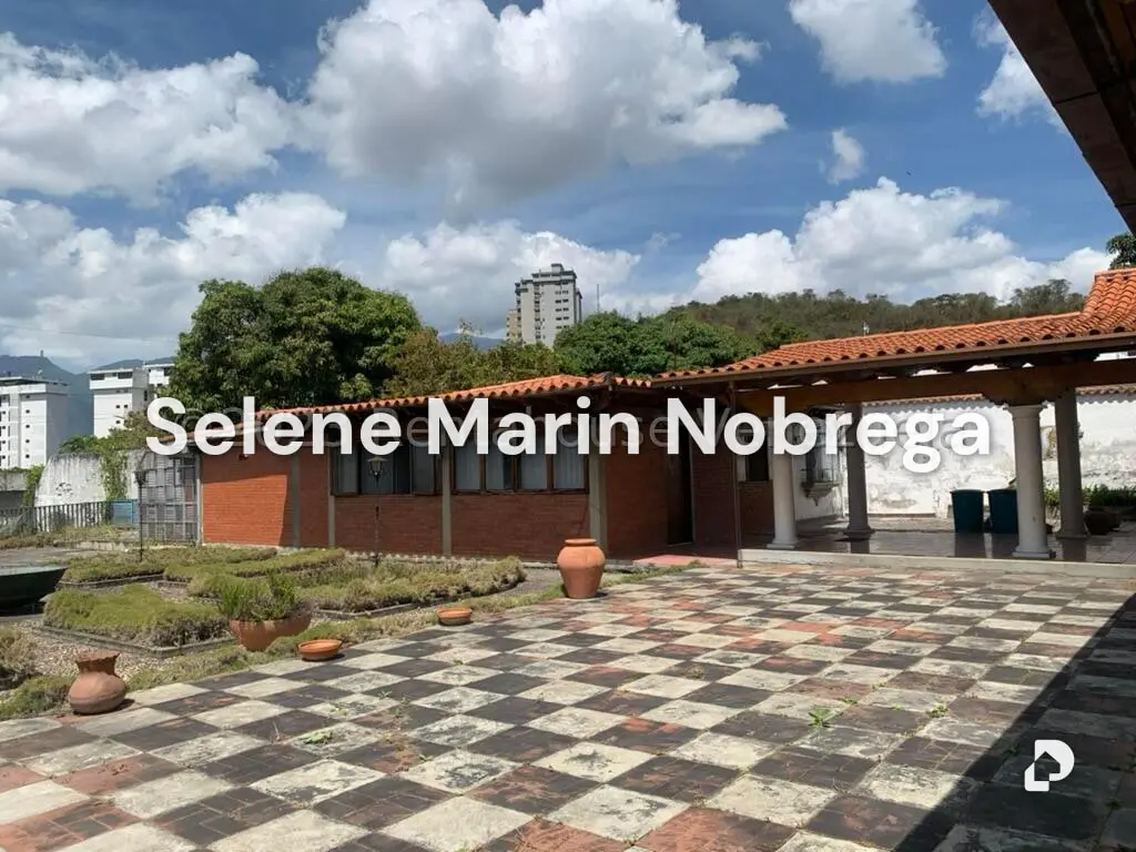 Casa en Cumbres de Curumo, Caracas – 7