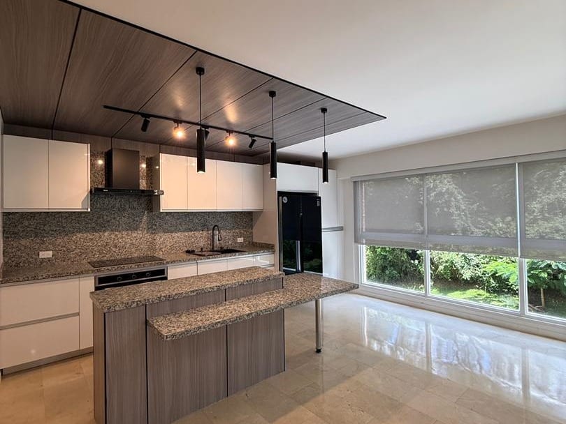 Apartamento en La Boyera, Caracas - 1