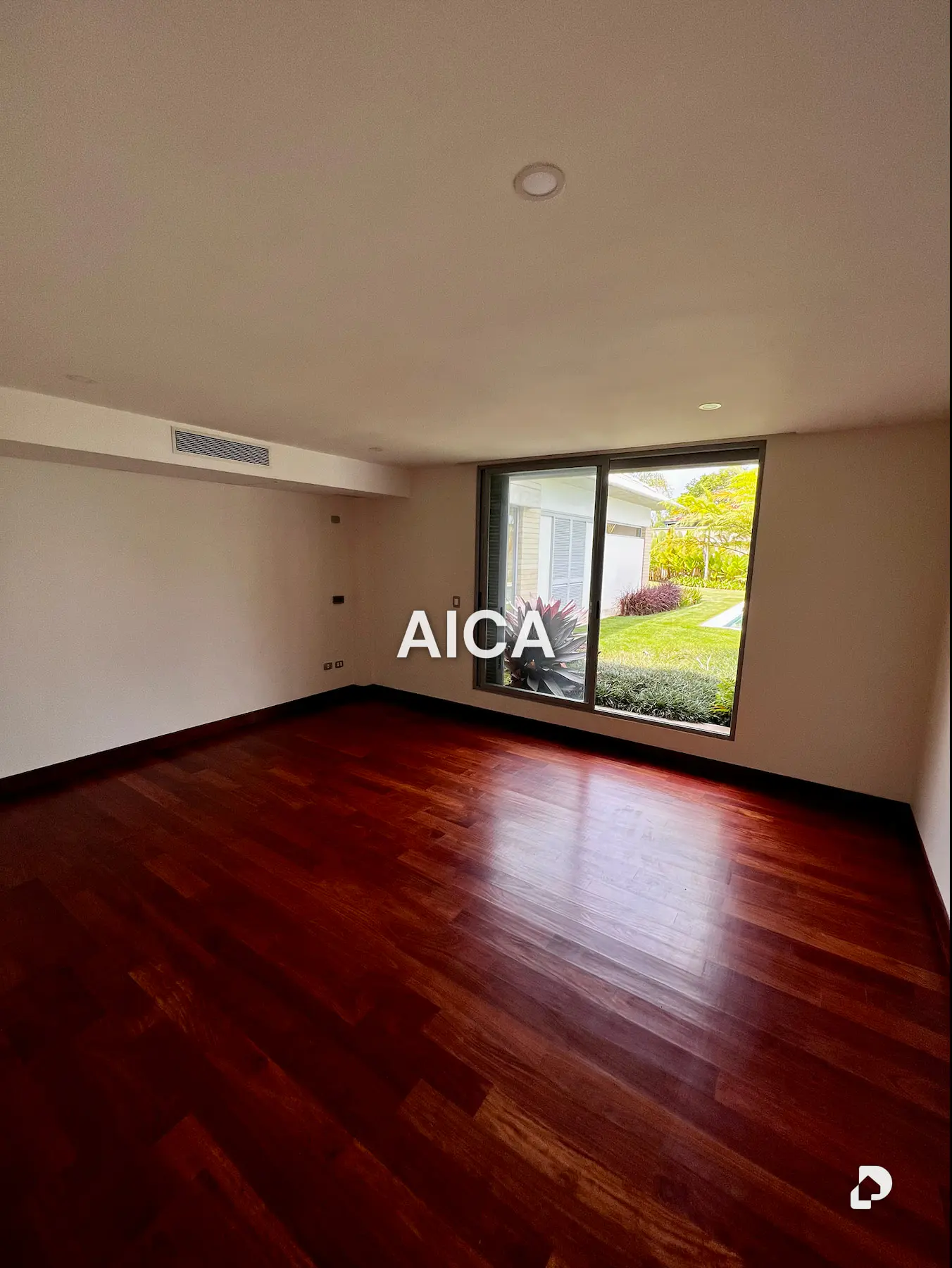 Casa en La Lagunita, Caracas – 13
