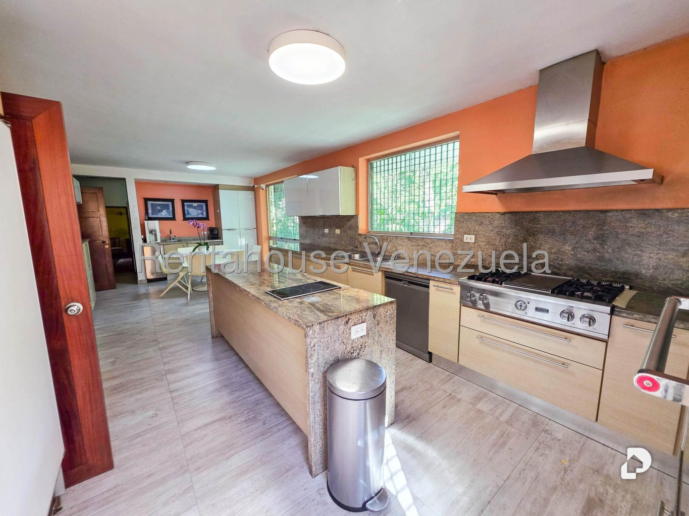 Casa en Cerro Verde, Caracas – 22