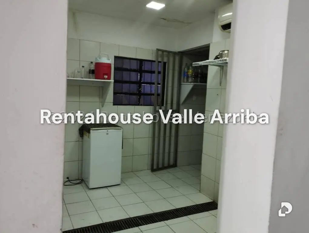 Local comercial en Catia, Caracas – 16