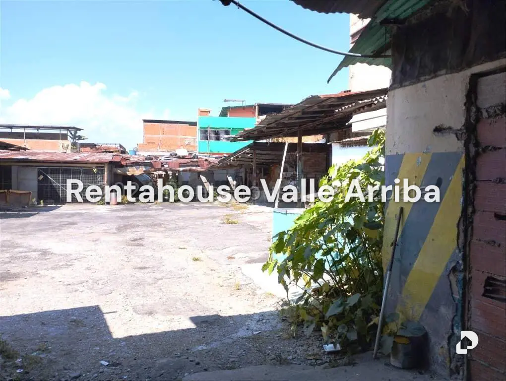 Local comercial en Catia, Caracas – 26