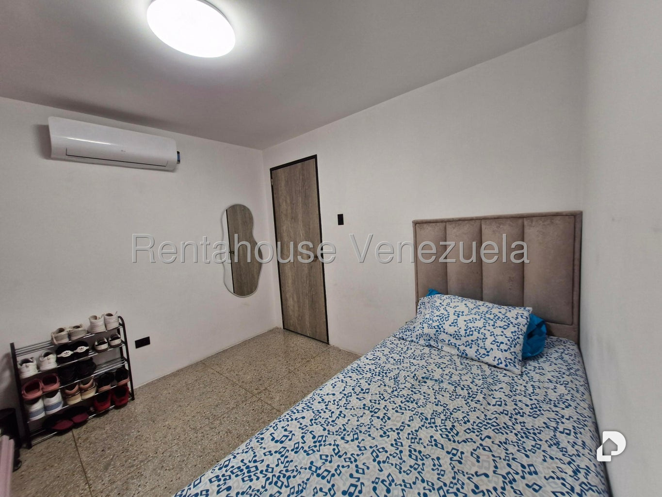 Apartamento en La Florida, Caracas – 22