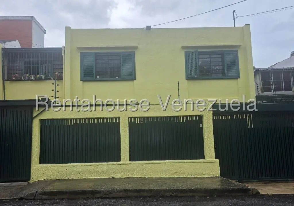 Office in Los Palos Grandes, Caracas - 1
